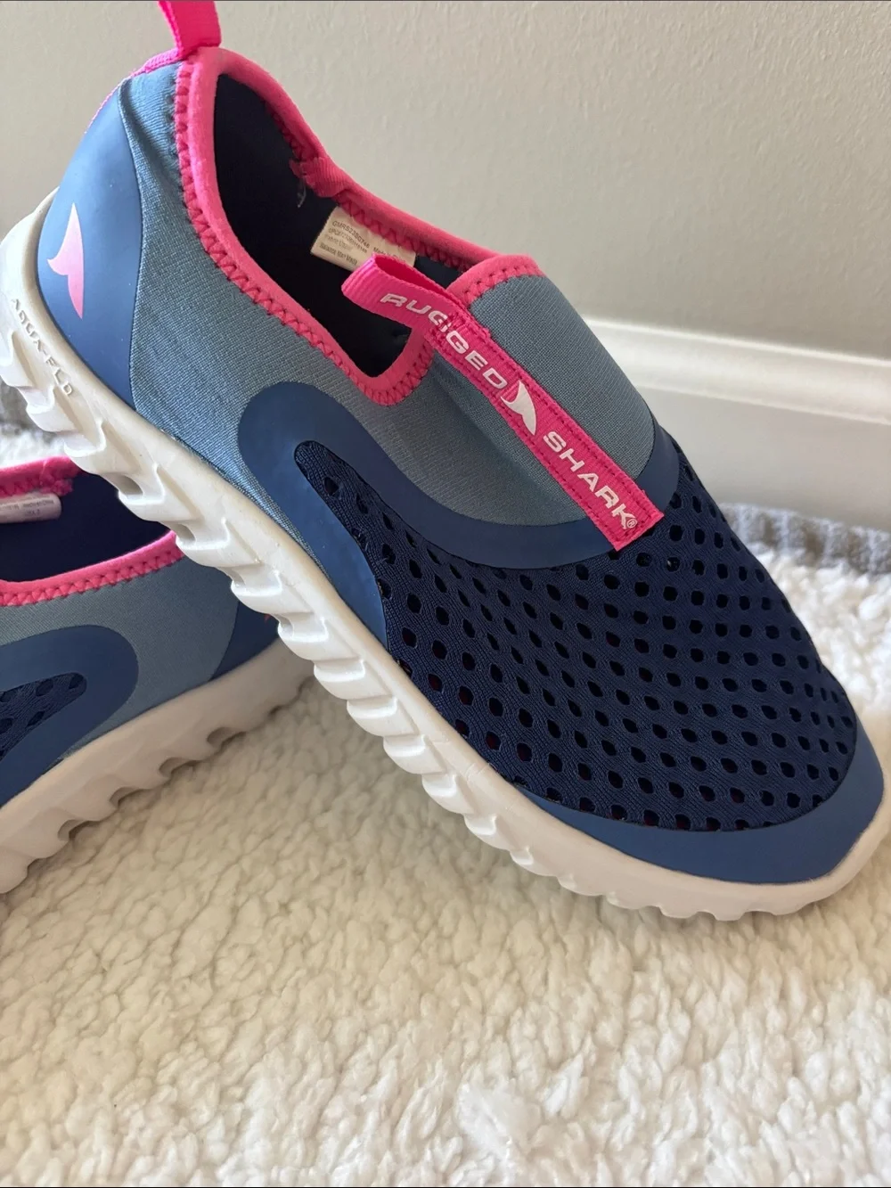 Rugged Shark Kids' Water Shoes - Navy & Pink